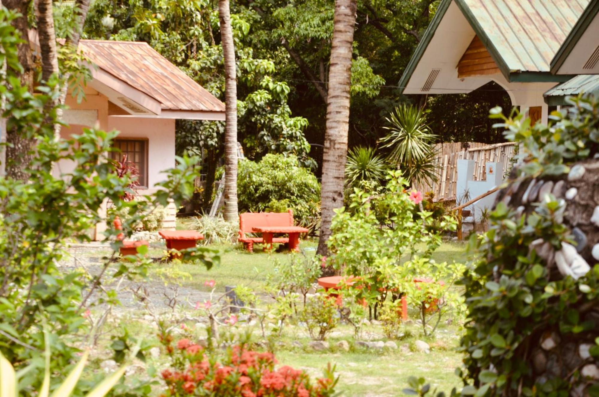Amami Beach Resort Puerto Galera Exterior foto