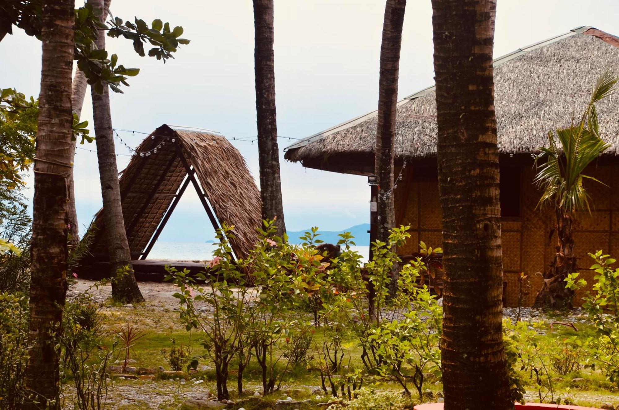 Amami Beach Resort Puerto Galera Exterior foto
