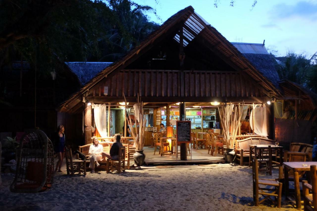 Amami Beach Resort Puerto Galera Exterior foto